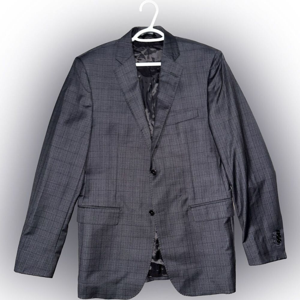 Ermenegildo Zegna Gray Sport Coat Tailored Elegance with Surgeons cuffs
